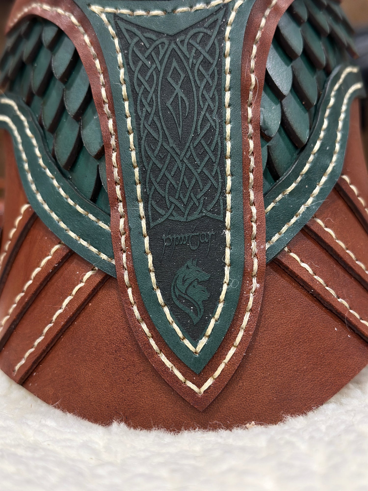 Brimstar Leather Cat Armor