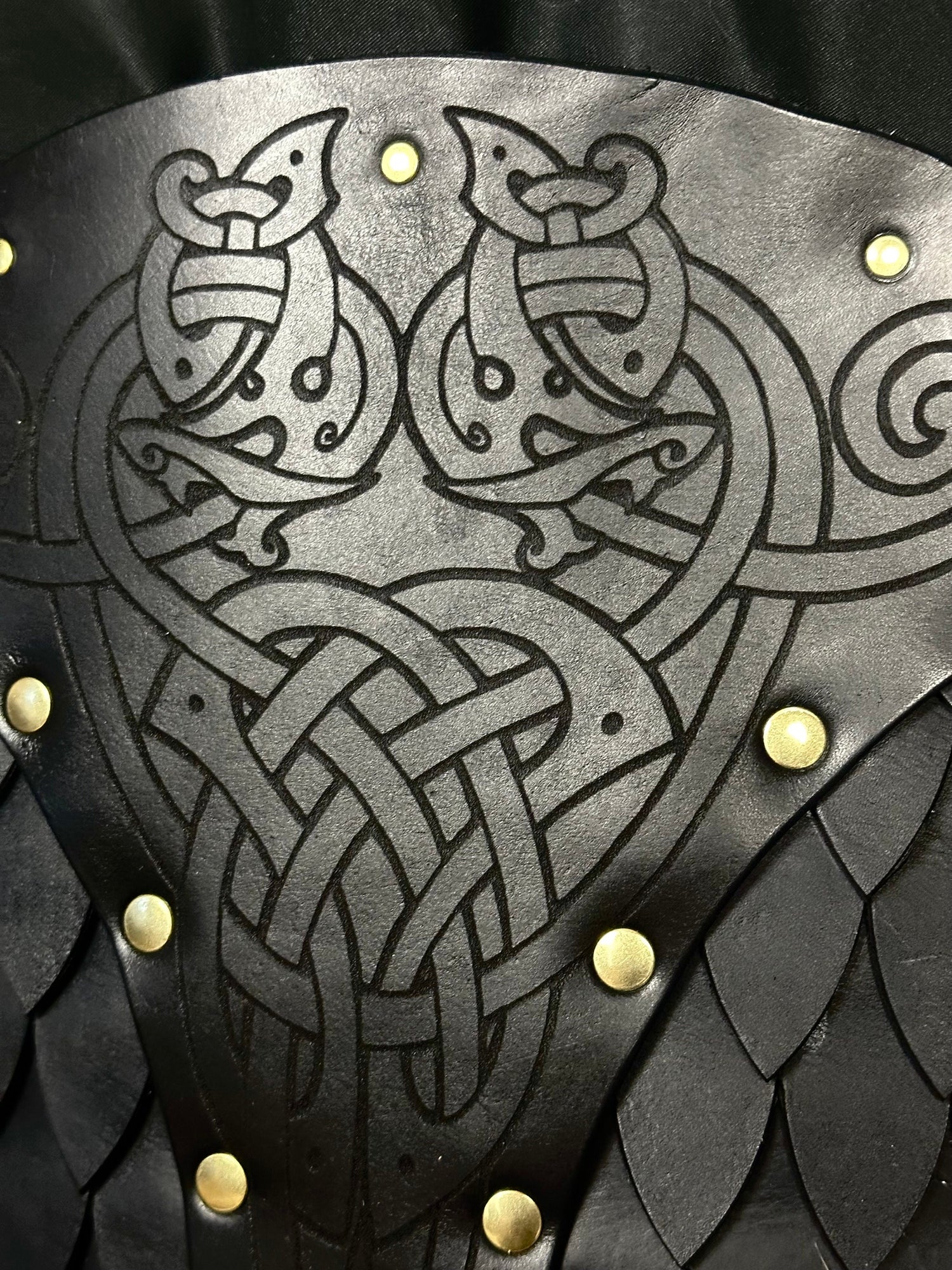 Sigrun Leather Scaled Greaves