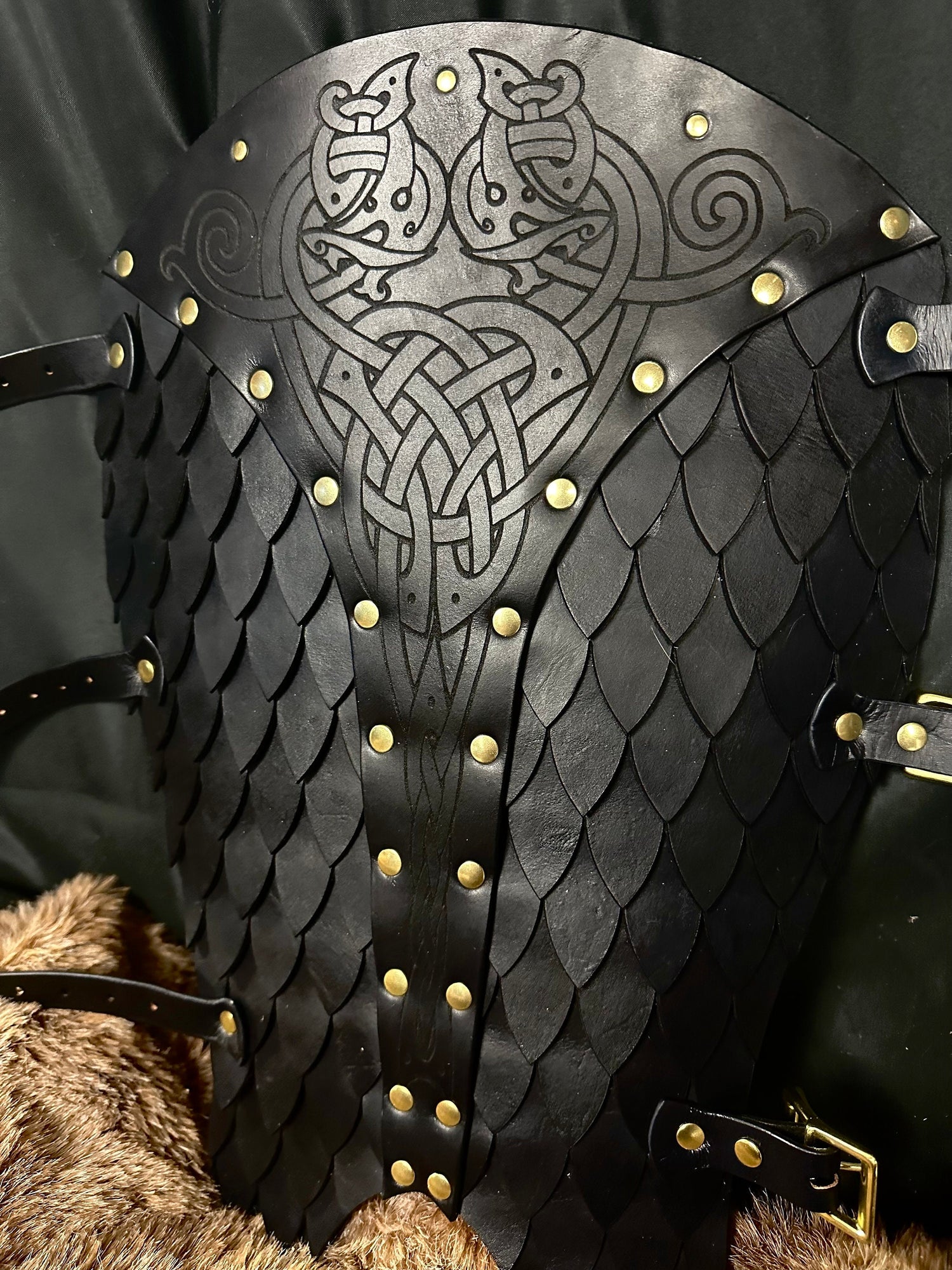 Sigrun Leather Scaled Greaves