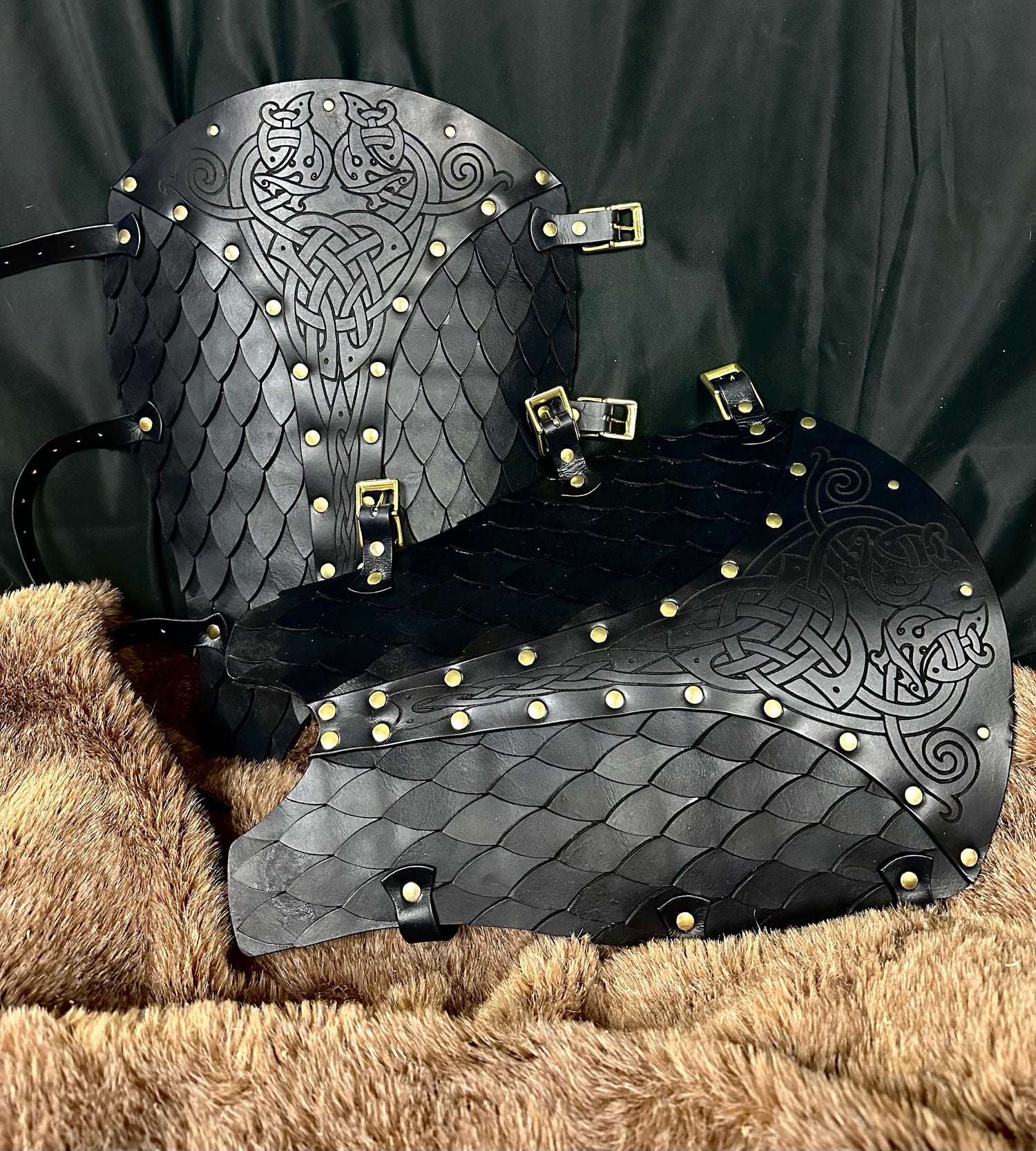 Sigrun Leather Scaled Greaves